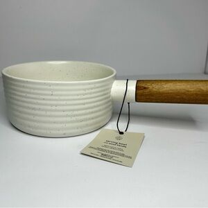 White Speckled Ceramic Serving Bowl with Wooden Handle